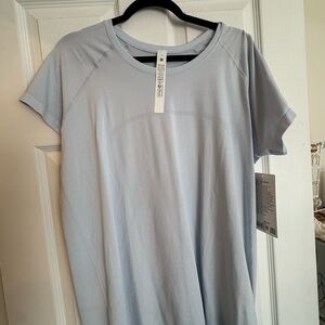 lululemon athletica starch blue Swiftly Tech Short Sleeve 2.0 size 18